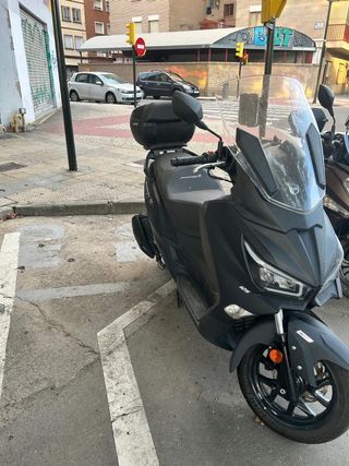 Moto 125cc marca Sym joy Max z +s Año 2023 abril