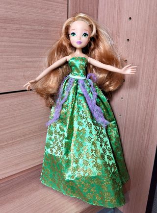 Winx Flora Principessa Magica 2014