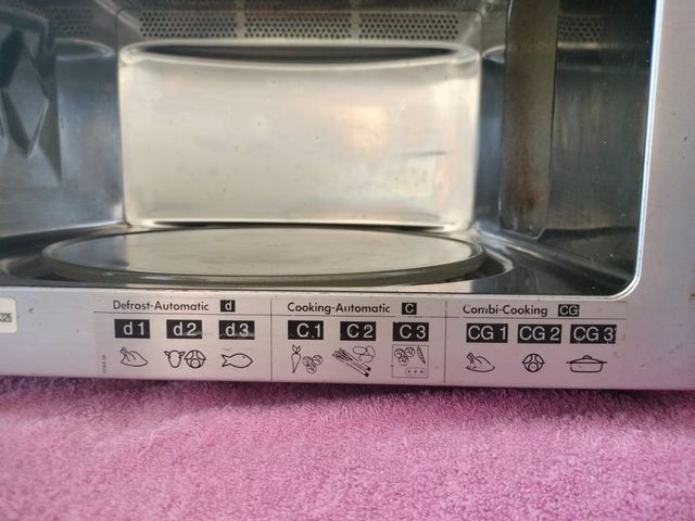 Microondas AEG Micromat Duo Crunch para piezas