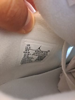 Air Jordan 4 Metallic Gold White