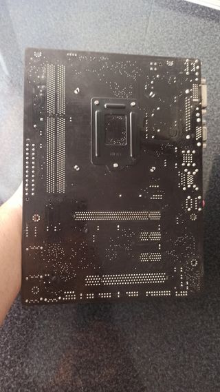 Placa base ASUS H81M-C