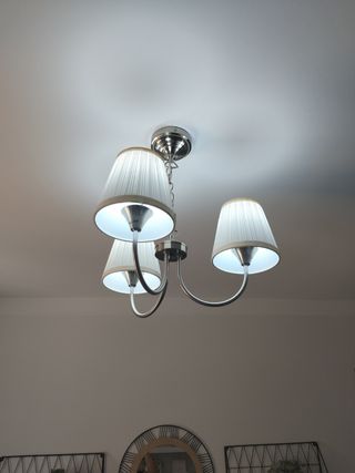 Lámparas Araña 3 Brazos Ikea  Tengo 6 unidades