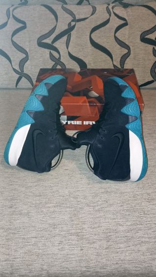 Nike Kyrie 4 Obsidian Azul T40