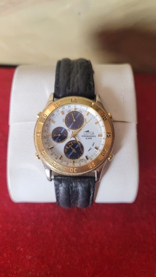 Reloj Lotus Cronógrafo Alarma Oro y Negro