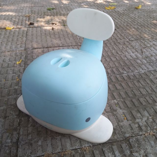 Orinal para niño ballena