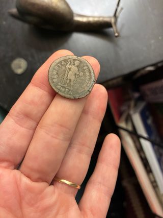 Moneda Medieval y monedas romanas 