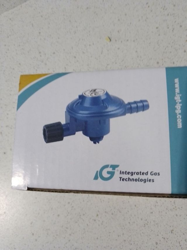 REGULADOR GAS PARA BOMBONAS AZULES camper