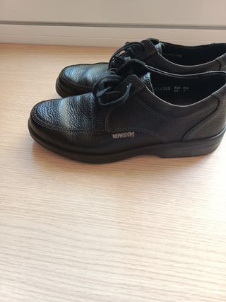 Zapatos Mephisto de piel negros
