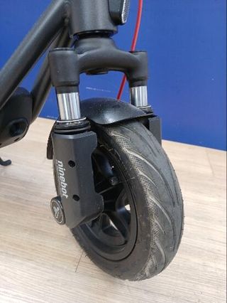 Patinete eléctrico Ninebot F2 Pro E II powered by Segway