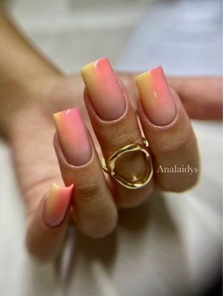 Manicura y pedicura a domicilio