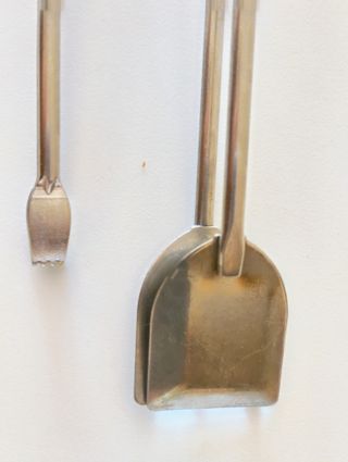 2 pinzas / tenacillas de cocina / barbacoa