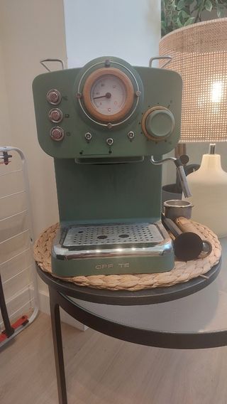 Cafetera CRETE en excelente estado