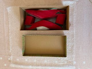 Zapatos de tacón rojos
Usados una vez- Talla 38