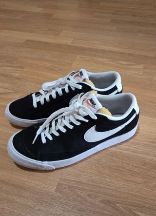 Nike Blazer Low Zapatillas Negras y Blancas