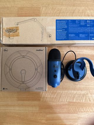Micrófono Blue Yeti + Radius III + Brazo Compass