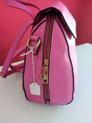 PRECIOSA MOCHILA DE DISEÑO ESTAMPADO MUÑECAS NUEVA