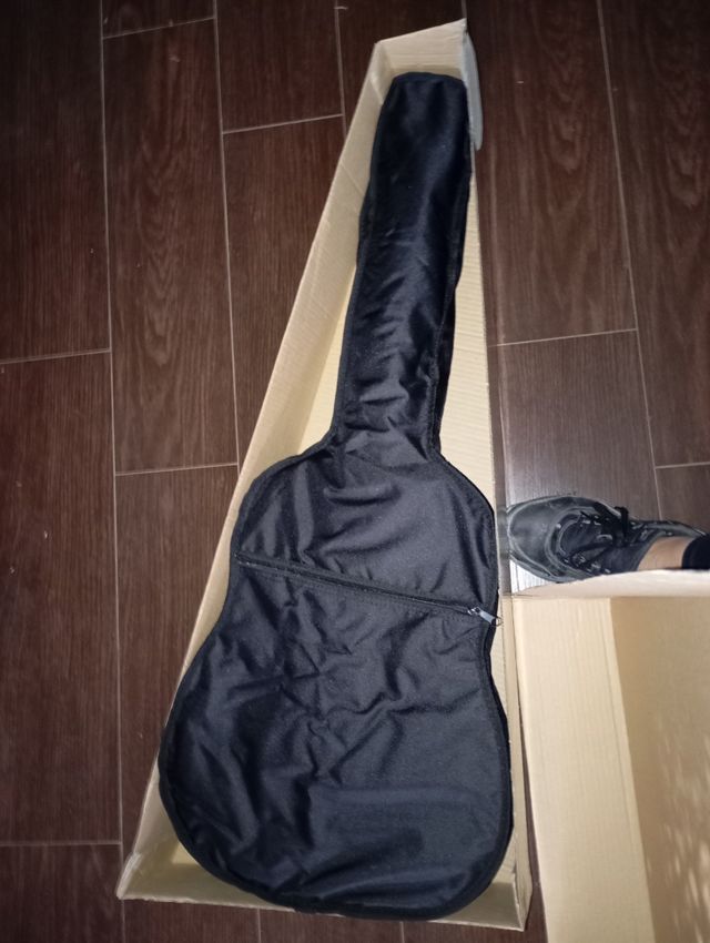 Guitarra para principiantes con funda