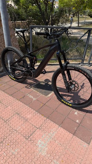 E Bike Cube Stereo  cuadro a estrenar 2024 750 wh