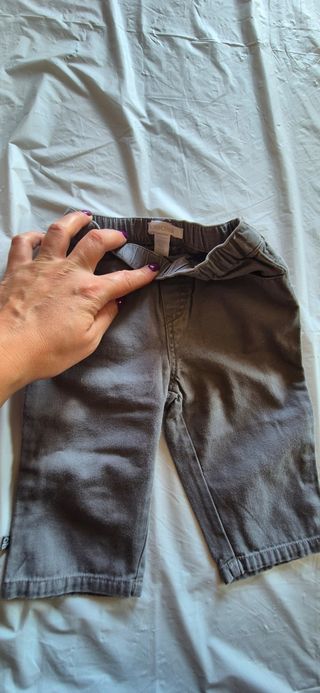 Pantalone taglia 6 mesi