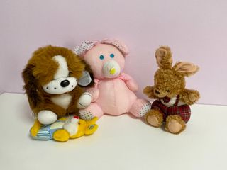 Lote de peluches y muñecos vintage