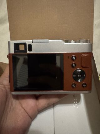 Nuova fotocamera digitale 4K Ultra HD vintage