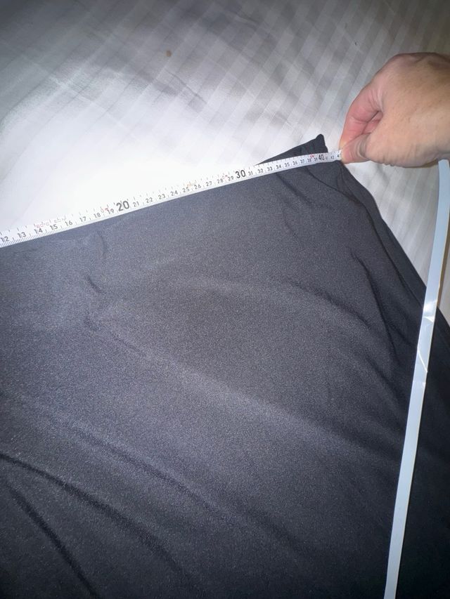 Falda larga negra brillante talla XXL