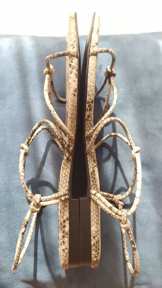 Sandalias planas Mango piel serpiente