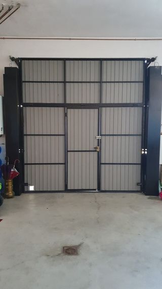Puerta de hierro para garaje