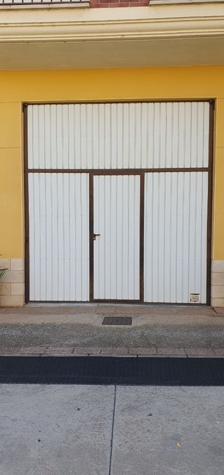 Puerta de hierro para garaje
