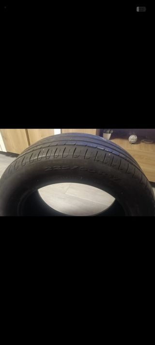 4 Ruedas Pirelli 225/55 R17 Seminuevas