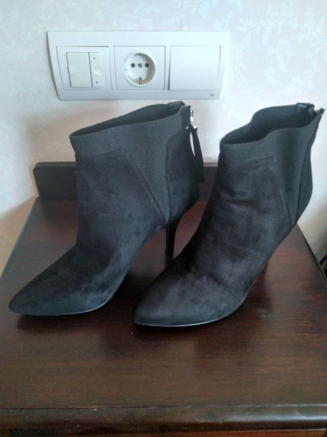 Botas de tacón negras