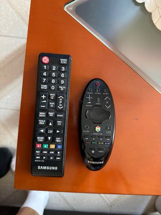 Televisión Samsung 48 Negra