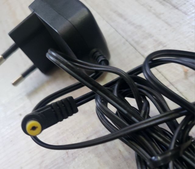 Transformador Motorola 9V 210mA