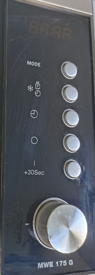 Microondas Teka pequeño