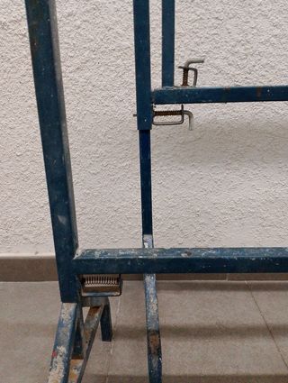 Soportes metálicos para andamio