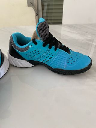 Zapatillas de Tenis K-Swiss Azul y Negro