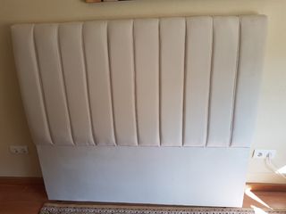 Cabecero tapizado beige