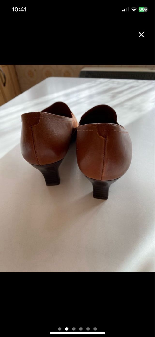 Zapatos de tacón ELEVEN marrones