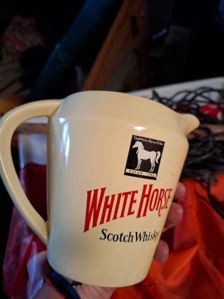 Jarra White Horse Scotch Whisky