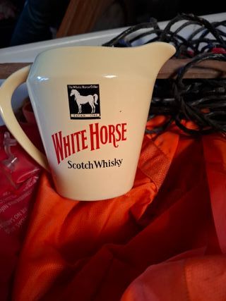Jarra White Horse Scotch Whisky