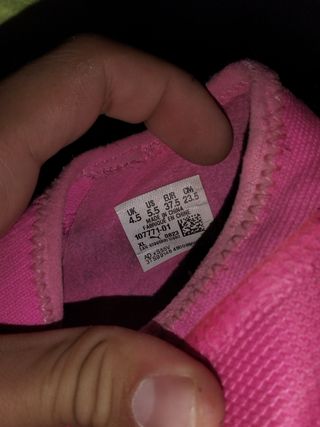 Botas de fútbol Puma rosas precio negoci able