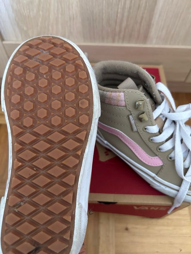 Botas Vans Beige y Rosa