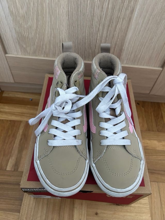 Botas Vans Beige y Rosa