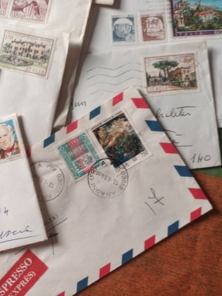 Francobolli Repubblica Italiana su busta