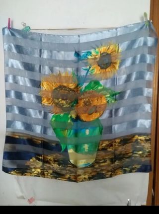 Foulard con estampado de girasoles
