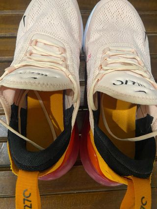 Zapatillas Nike Air 270 Rosa y Amarillo