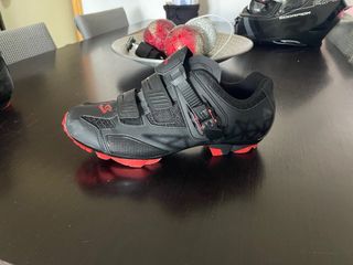 Zapatillas Spiuk Negras y Rojas