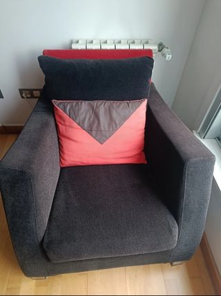 Butaca sofá tela negra y roja