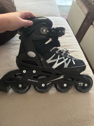 Patines en línea negros