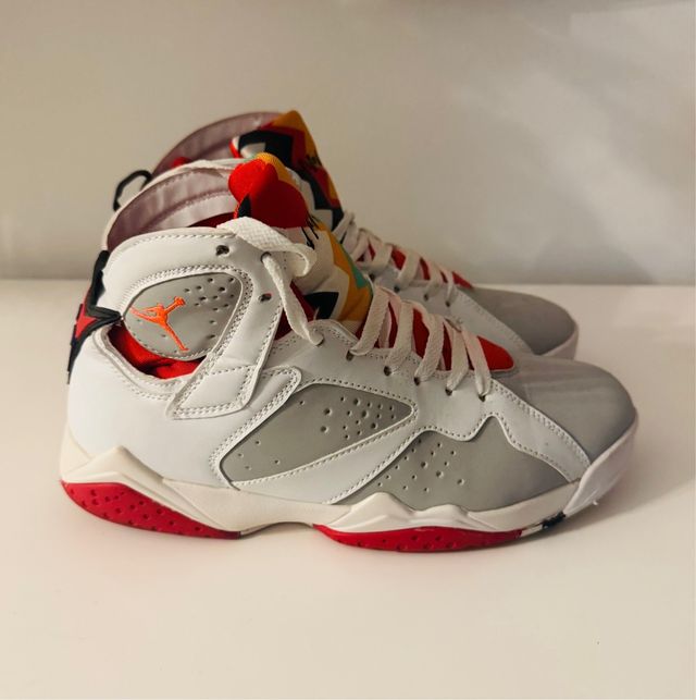 Zapatillas Jordan Multicor y Blancas